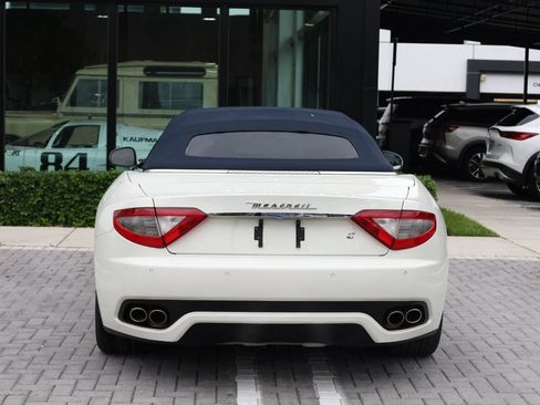 Used 2011 Maserati GranTurismo Convertible RWD image 6