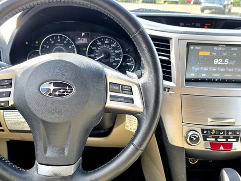 Used 2012 Subaru Outback 2.5i Premium w/ All-Weather Pkg AWD/4WD image 24