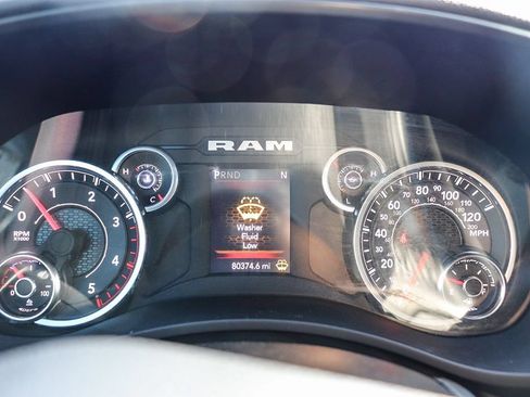 Used 2024 RAM 3500 Big Horn AWD/4WD image 25