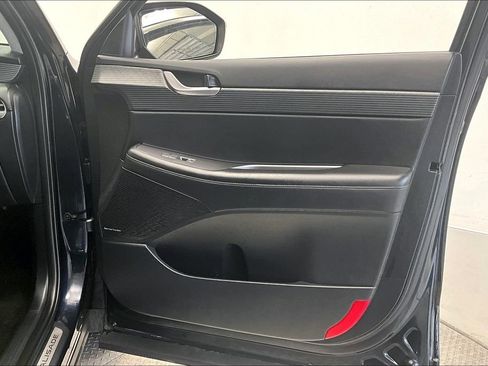 Used 2023 Hyundai Palisade Limited image 19