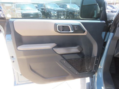Certified 2022 Ford Bronco Wildtrak AWD/4WD image 22