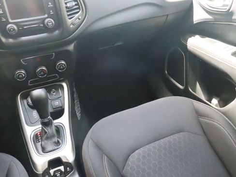 Used 2017 Jeep Compass Sport AWD/4WD image 27