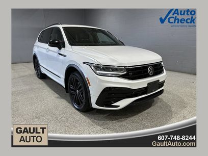 Used 2022 Volkswagen Tiguan SE R-Line