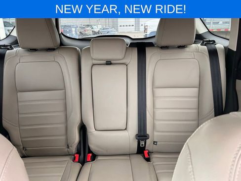 Used 2019 Ford Escape SEL image 12