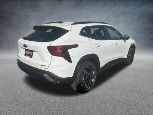 New 2026 Chevrolet Trax RS w/ Driver Confidence Package image 7