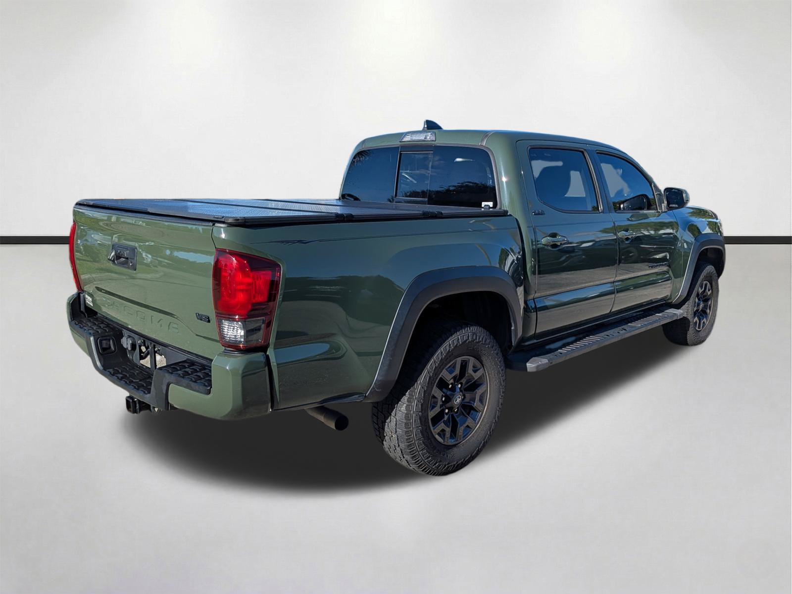 Used 2021 Toyota Tacoma SR5 w/ Trail Edition RWD image 4