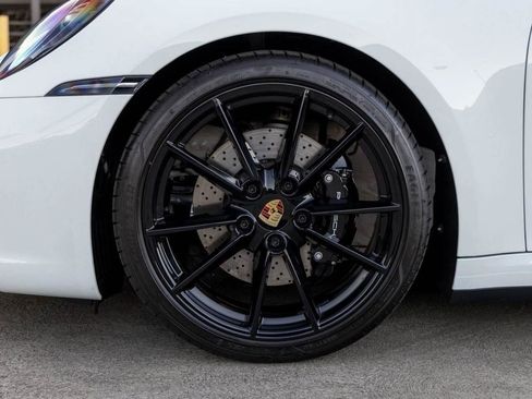 Certified 2024 Porsche 911 Targa 4S image 94