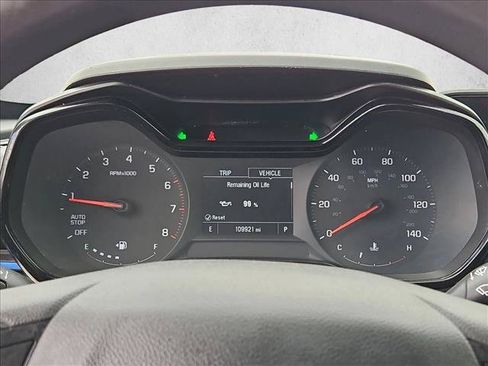 Used 2024 Chevrolet Trax LS w/ LS Convenience Package FWD image 15