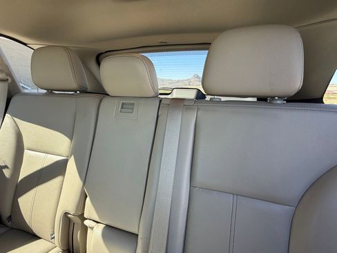 Used 2013 Ford Edge SEL image 14