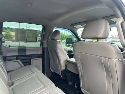Used 2017 Ford F250 XL w/ Power Equipment Group AWD/4WD image 16