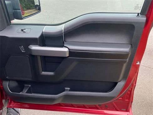 Used 2018 Ford F150 XLT w/ Equipment Group 302A Luxury image 38