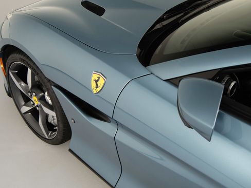 Certified 2023 Ferrari Portofino M RWD image 15