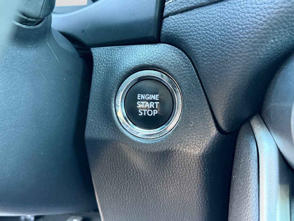 Used 2024 Toyota RAV4 XLE AWD/4WD image 17