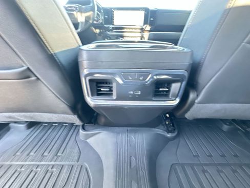 Used 2022 GMC Sierra 1500 SLT w/ SLT Premium Plus Package image 21