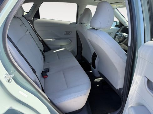 Used 2024 Hyundai Kona SEL AWD/4WD image 18
