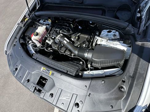 Used 2023 Jeep Grand Cherokee Limited w/ Black Appearance Package image 36