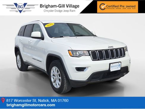 Certified 2022 Jeep Grand Cherokee Laredo E image 1