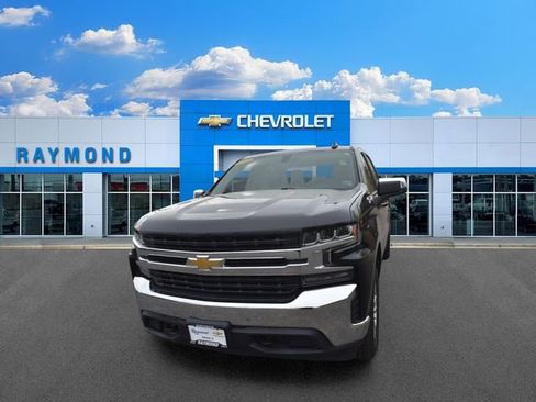 Used 2022 Chevrolet Silverado 1500 LT AWD/4WD image 7
