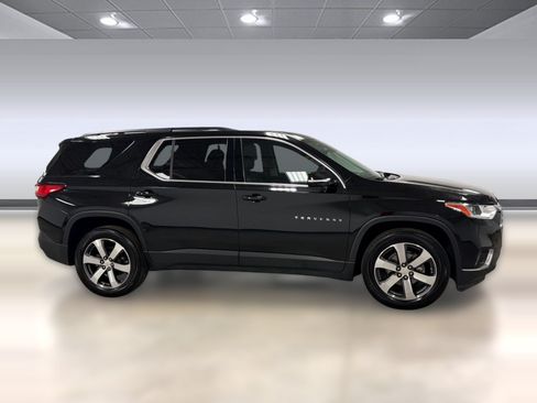 Used 2019 Chevrolet Traverse LT w/ LT Premium Package FWD image 7