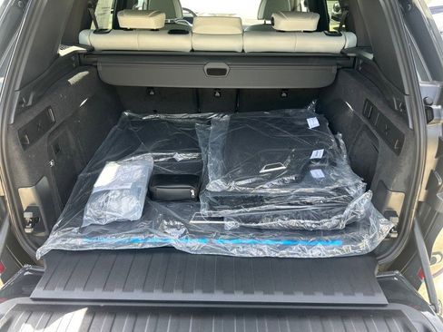 New 2026 BMW X5 xDrive50e w/ M Sport Package image 10