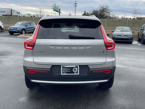 Certified 2023 Volvo XC40 B5 Ultimate w/ Climate Package image 6