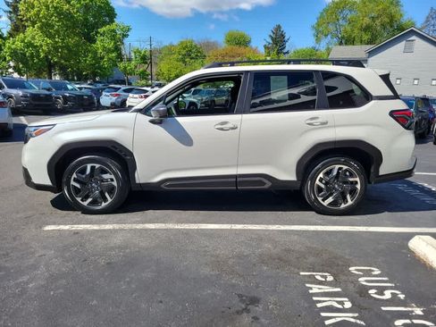 Certified 2025 Subaru Forester Limited AWD/4WD image 7