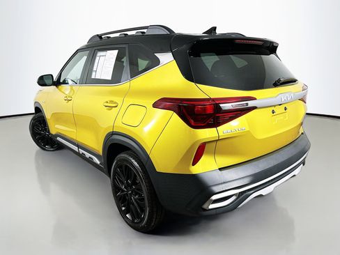 Certified 2023 Kia Seltos Nightfall Edition image 5