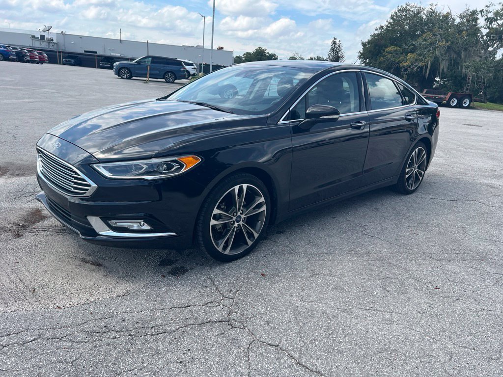 Used 2017 Ford Fusion Titanium FWD image 7