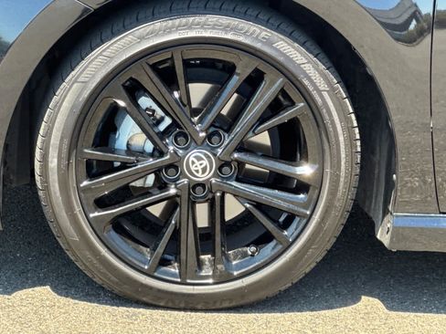 Used 2025 Toyota Camry SE FWD image 31