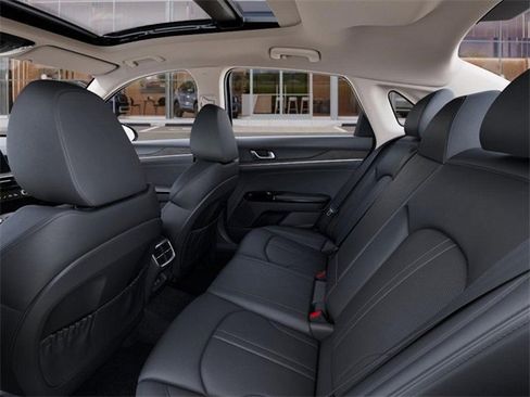 New 2025 Kia K5 EX image 18