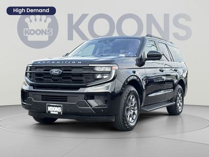 Used 2025 Ford Expedition Active