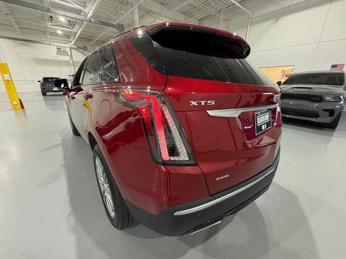 Used 2025 Cadillac XT5 Sportv w/ Technology Package AWD/4WD image 60