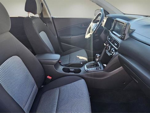 Used 2018 Hyundai Kona SEL AWD/4WD image 21