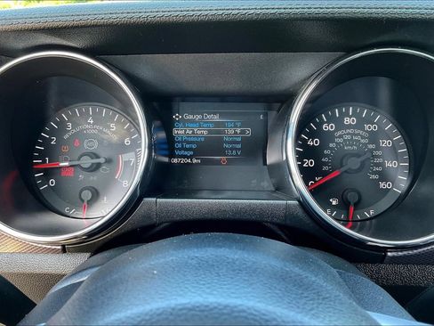 Used 2016 Ford Mustang Coupe RWD image 12