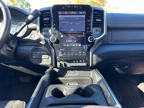Used 2024 RAM 2500 Laramie w/ Night Edition image 16
