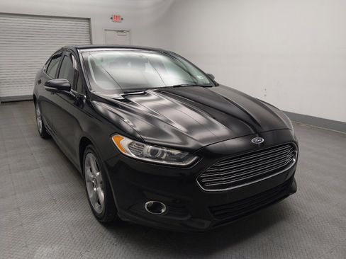 Used 2015 Ford Fusion SE w/ Equipment Group 201A image 13