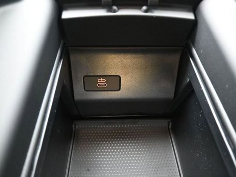 New 2026 BMW X5 sDrive40i w/ Executive Package RWD image 4