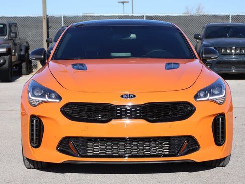 Used 2019 Kia Stinger GTS image 2