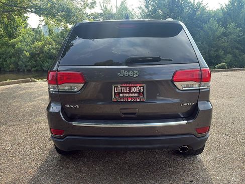 Used 2018 Jeep Grand Cherokee Limited AWD/4WD image 6