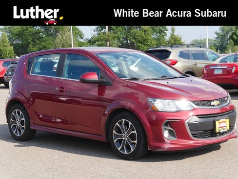 Used 2017 Chevrolet Sonic LT w/ Fun and Sun Package FWD image 1