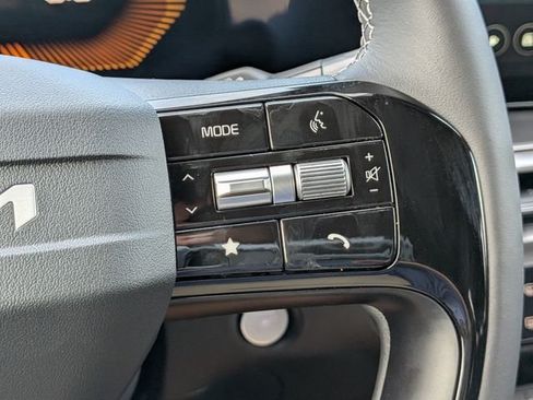 New 2026 Kia Sorento LX FWD image 27