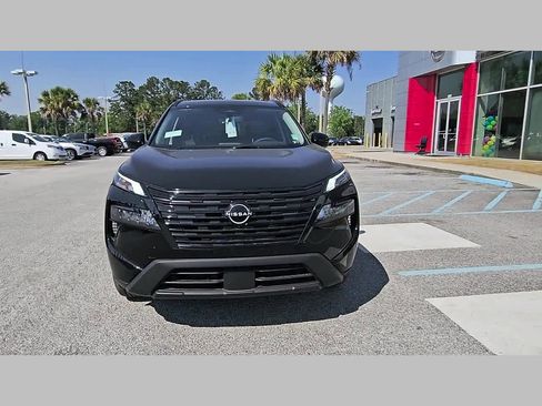 New 2026 Nissan Rogue Dark Armor FWD image 17
