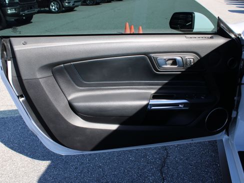 Used 2019 Ford Mustang GT Premium w/ Equipment Group 401A image 14