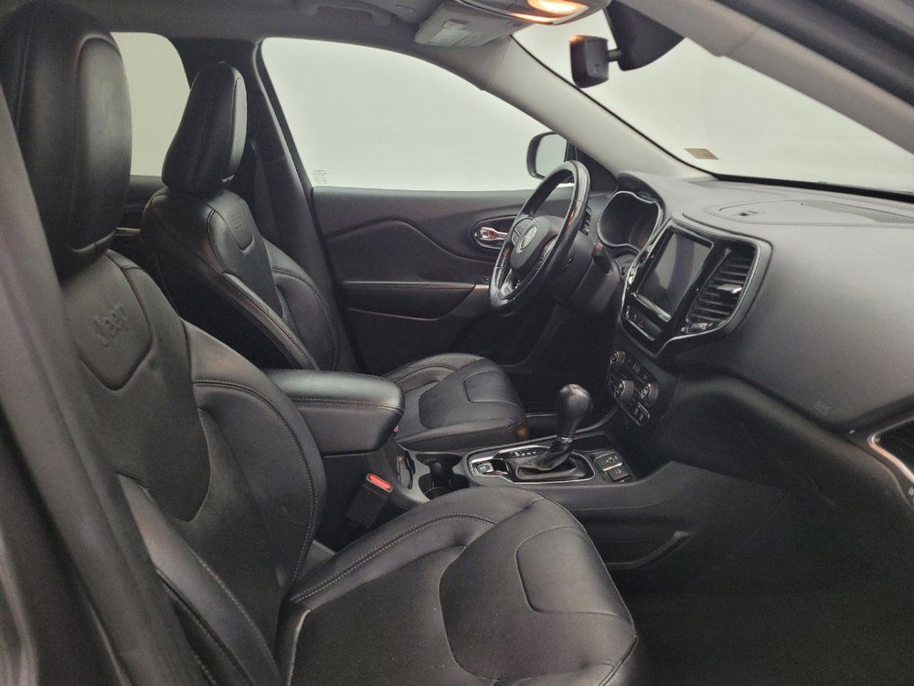 Used 2019 Jeep Cherokee Limited FWD image 21