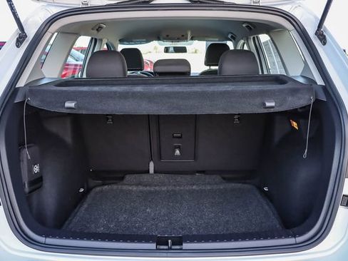 Used 2022 Volkswagen Taos S image 28