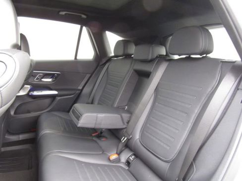 New 2026 Mercedes-Benz GLC 300 4MATIC image 16