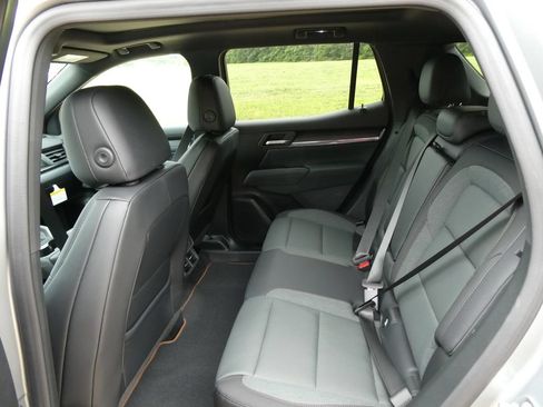New 2026 GMC Terrain AT4 w/ Convenience Package III AWD/4WD image 13