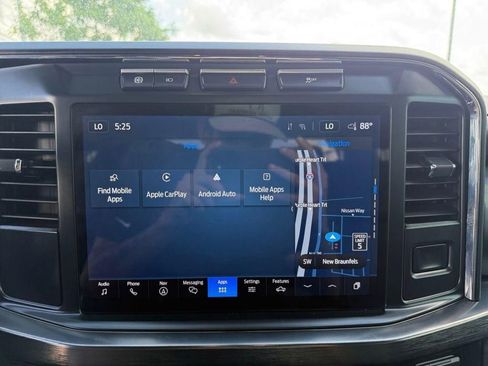 Used 2024 Ford F250 Lariat AWD/4WD image 20