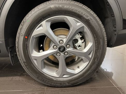 New 2026 Ford Escape ST-Line Select w/ Tech Pack #2 image 7