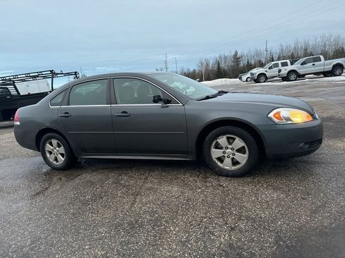 Used 2011 Chevrolet Impala LT image 11